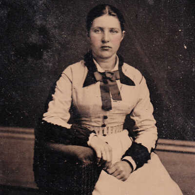 Ammons-Moredock Album 01, Photo 05 - Elizabeth (Ammons) Gallagher [1860c-1948]