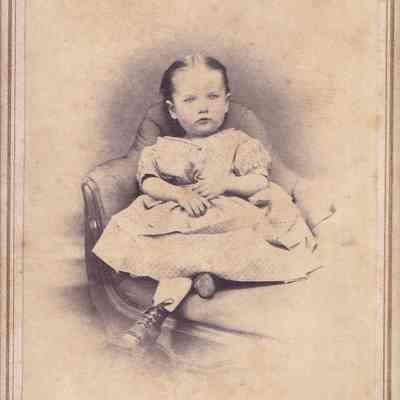 Eleanor (Morris) Linskea Album, Photo 10 - Believed to be Elizabeth Mary Linskea [1864-1868]: See WEB LINKS to DOWNLOAD high-resolution image.