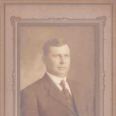 Minor Vance [1874-1941]: See WEB LINKS to DOWNLOAD high-resolution image.