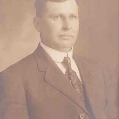 Minor Vance [1874-1941]