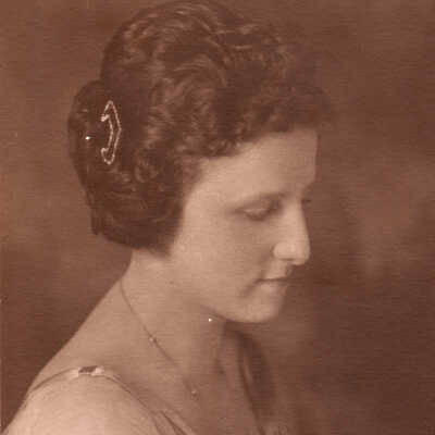 Helen (Wisecarver) Walker, Music Conservatory graduate, Waynesburg College, Class of 1920