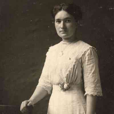 Elizabeth J. (Watson) (Carpenter) Higgins