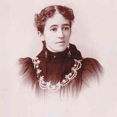 Phelan-Walker Album, Photo 13 - Lydia Lee (Evans) Hoge [1856-1900]