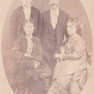 Eleanor (Morris) Linskea Album, Photo 28