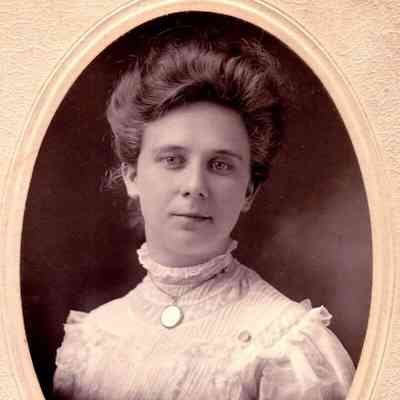 Irene Dunn (Carter) Harvey [1885-1987] - wife of Samuel Hawkins Harvey.