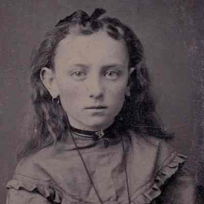 Millikin-Simpson Album, Photo 37 - Jennie (Lewis) Buchanan