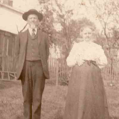 Believed to be John Cotterrel [1832-1923] and his wife, Mary (Davis) Cotterrel [1841-1910]