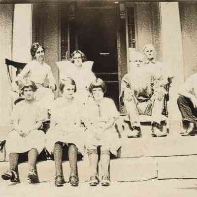 Jacob Martin Braddock [1842-1930] and Margaret (Cook) Braddock [1849-1929] with Cook relatives