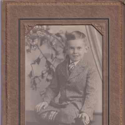 Jonathan Rex Morris [1919-2003]: See WEB LINKS to DOWNLOAD high-resolution image.