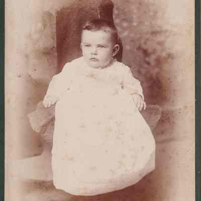 Vance-McFarland Album 02, Photo 10 - Warren Blackshere [1888-1946]: See WEB LINKS to DOWNLOAD high-resolution image.