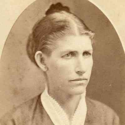 Hoge-Woods Album 01, Photo 10 - Margaret (Kent) Hoge