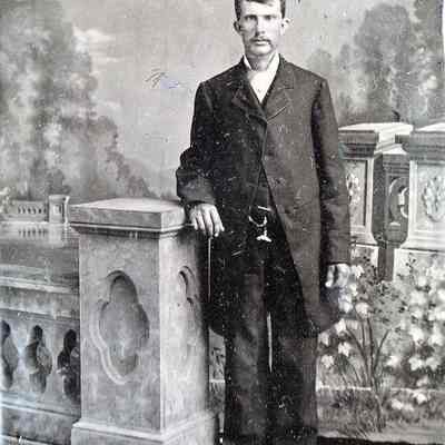 Vance-McFarland Album 03, Photo 06 - Noah Eberhart [1861-1921]