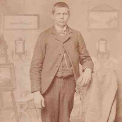 Vance-McFarland Album 04, Photo 19 - Minor Vance [1874-1941]