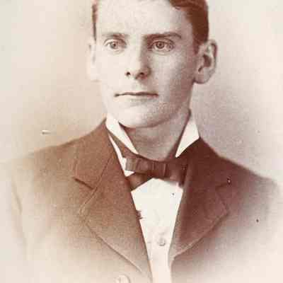 Pauley-Thompson Album, Photo 42 - Harry Clay Lucas