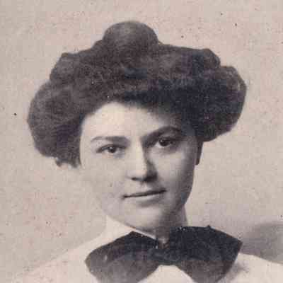 Mary Inghram (Denny) Weaver [1891-1972] - Dana Hall Class Book (preparatory school for Wellesley College)