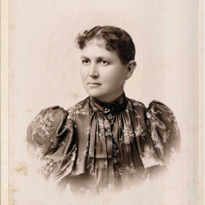 Ammons-Moredock Album 02, Photo 08 - Sarah (Moredock) Moredock [1860-1941]