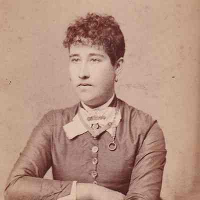 Ammons-Moredock Album 01, Photo 33 - Mary Louise (Mt. Joy) Jacobs [1866-1926]