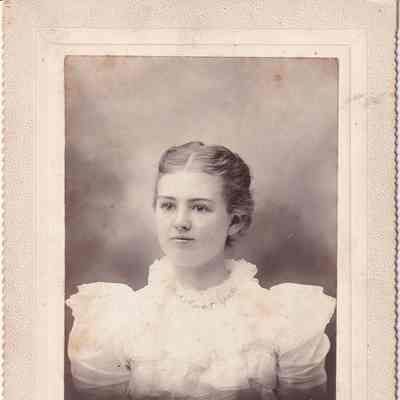 Elizabeth (Davis) (Rex) Morris [1879-1980]: See WEB LINKS to DOWNLOAD high-resolution image.