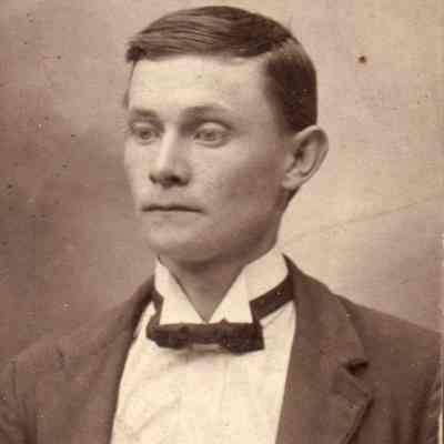 Millikin-Simpson Album, Photo 06 - Fred Pettit