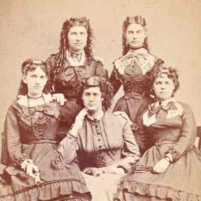 Nichols-Spragg Album, Photo 35 - Waynesburg College, Class of 1870 (Women)