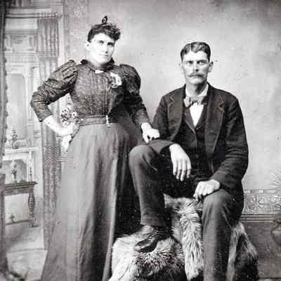 Kline-Moredock Album 01, Photo 43 - Israel Lace Roseberry [1869-1914] and Lillian (Kline) Roseberry [1870-1954]