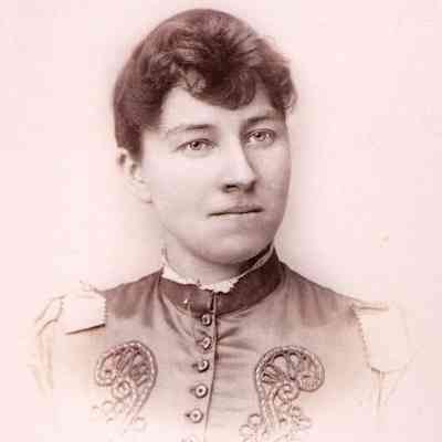 Johnson Album 01, Photo 17 - Unidentified