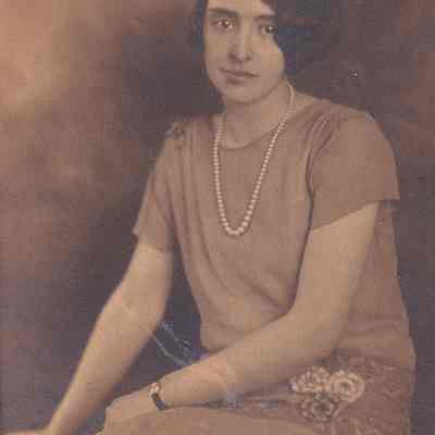 Anna Pauline (Cree) Schroyer [1909-1972]