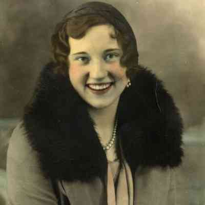 Evelyn (DeVelbis) Minor