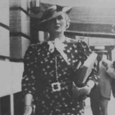 Anna Wilson "Ann" (Miller) Beyer [1894-1975]