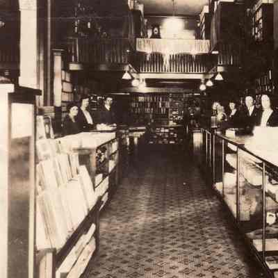 Hewitt's Book Store, Stationery & Periodicals - Long Beach, California