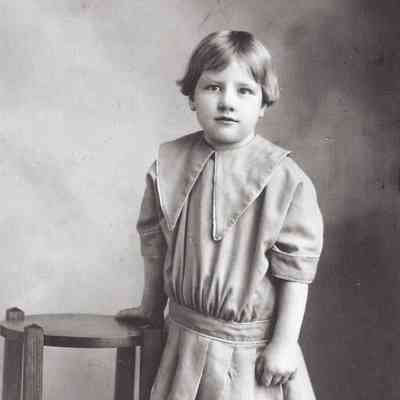 Hazel Pauline (Ullom) Jones [1909-1992]