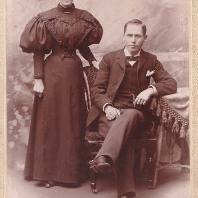 Ammons-Moredock Album 03, Photo 06 - Simon William Sharpnack [1868-1955] and Anna Bertha (Winget) Sharpnack [1872-1953]