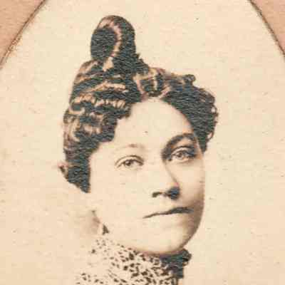 Luceola (Acklin) Crumrine [1875-1921], Waynesburg College, Class of 1894
