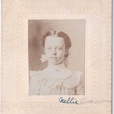 Ammons-Moredock Album 01, Photo 01 - Nellie Pearl Ammons [1889-1988]