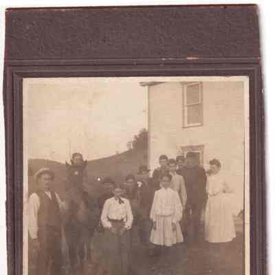 James Madison Scott [1844-1930] and Margaret Ann (Rinehart) Scott [1838-1920] family: See WEB LINKS to DOWNLOAD high-resolution image.