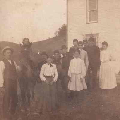 James Madison Scott [1844-1930] and Margaret Ann (Rinehart) Scott [1838-1920] family: See WEB LINKS to DOWNLOAD high-resolution image.