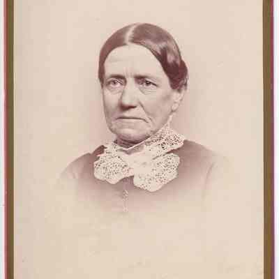 Pauley-Thompson Album, Photo 47 - Mary Jane (Jennings) Pauley: See WEB LINKS to DOWNLOAD high-resolution image.