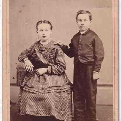 Pauley-Thompson Album, Photo 29 - Anna Laura (Thompson) Trussell and Thomas Thompson: See WEB LINKS to DOWNLOAD high-resolution image.