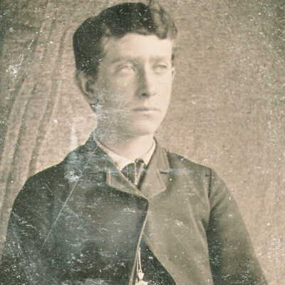 Toothman-Hoult Album, Photo 31