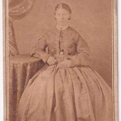 Willis-Nutt Album, Photo 15