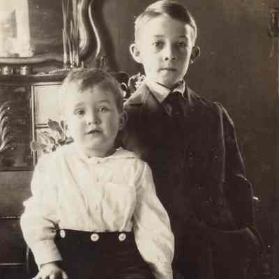 Family of John Madison Livingood and Frances (Cook) Livingood