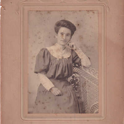 Elizabeth J. (Watson) (Carpenter) Higgins [1886-1931]