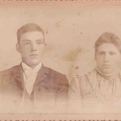 Vance-McFarland Album 02, Photo 05 - Daniel Webster Brewer [1870-1938] and Hannah Jane (Vance) Brewer [1865-1893]: See WEB LINKS to DOWNLOAD high-resolution image.