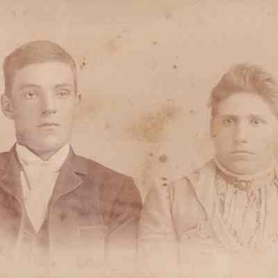 Vance-McFarland Album 02, Photo 05 - Daniel Webster Brewer [1870-1938] and Hannah Jane (Vance) Brewer [1865-1893]