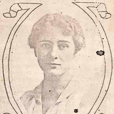 Dorothy Simpson (Minor) Cary [1894-1969], Pennsylvania College for Women (later known as Chatham University), Class of 1918