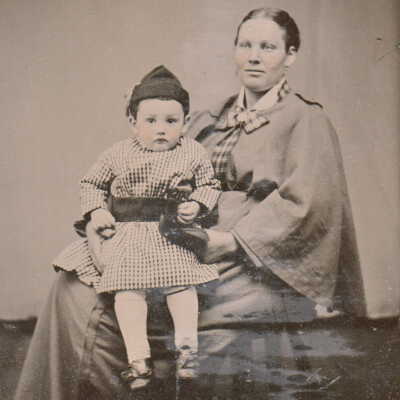 Toothman-Hoult Album, Photo 33