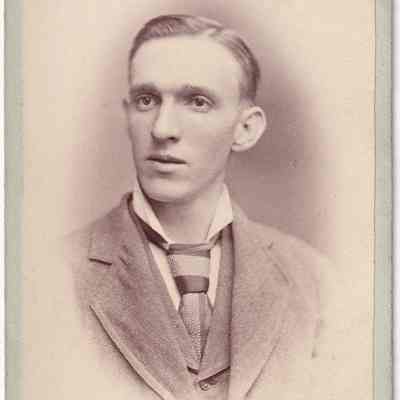 Pauley-Thompson Album, Photo 33: See WEB LINKS to DOWNLOAD high-resolution image.