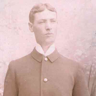 Johnson Album 01, Photo 03 - Harry James Rhodes in his Spanish American War uniform