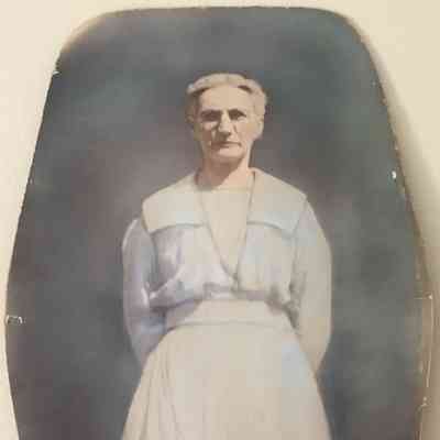 Bertha May (Clutter) Clutter [1870-1934]: See WEB LINKS to DOWNLOAD high-resolution image.