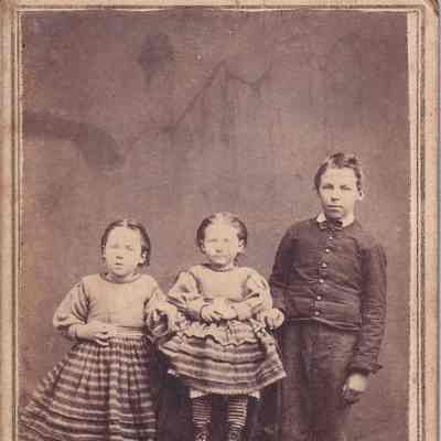 Children: See WEB LINKS to DOWNLOAD high-resolution image.